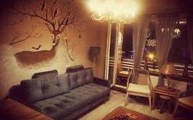 Exquisite 3 Room Apartment In The Heart Of Thetown